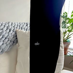 Alo 7/8 Airbrush leggings